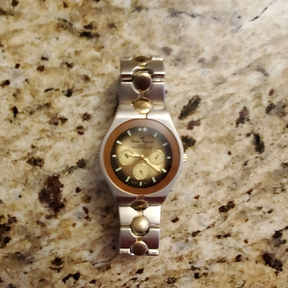 Mens watch - Picture 1 of 1